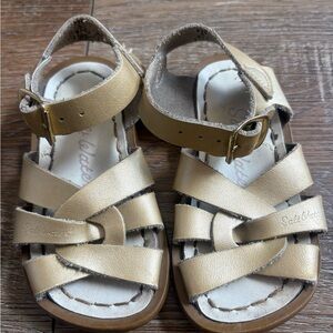 Salt water Gold Leather Kids Sandals size 5C